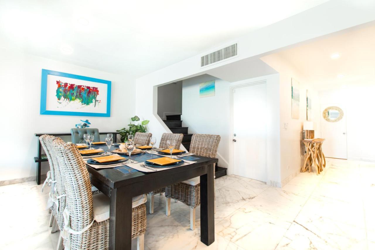 Caprice 9 - Oceanfront Villa - Gated Community With Pool 나사우 외부 사진