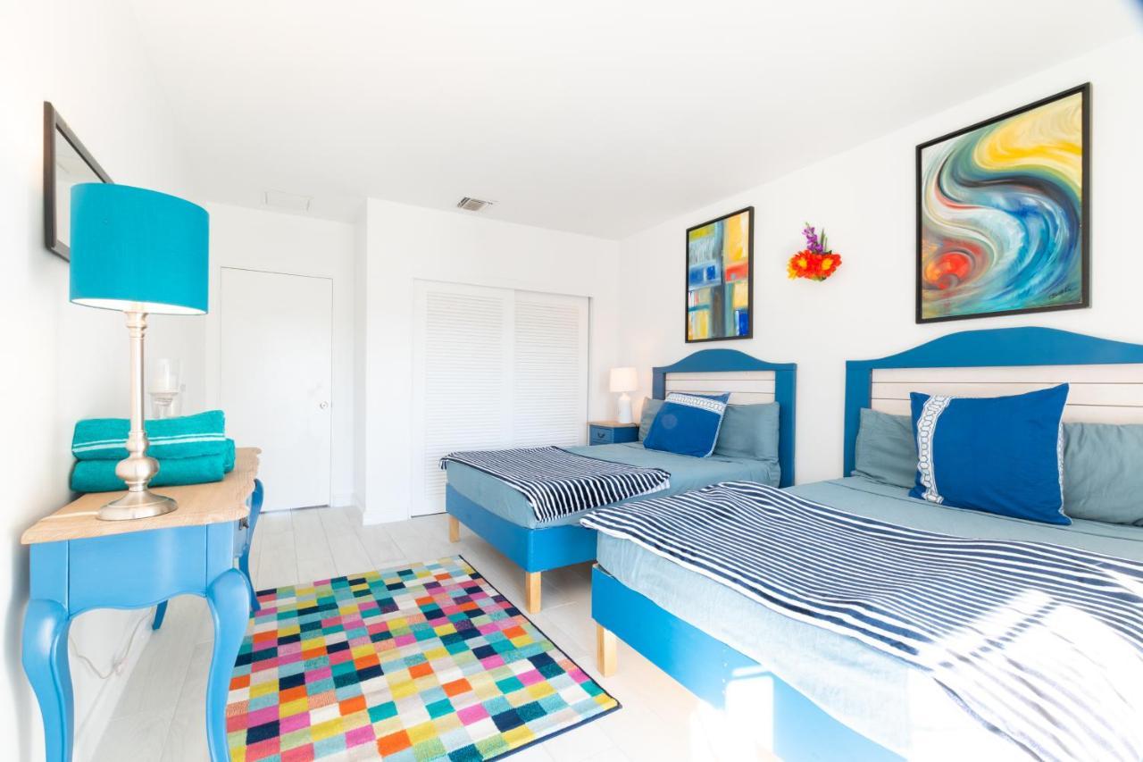 Caprice 9 - Oceanfront Villa - Gated Community With Pool 나사우 외부 사진