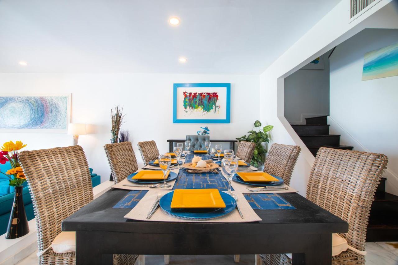 Caprice 9 - Oceanfront Villa - Gated Community With Pool 나사우 외부 사진